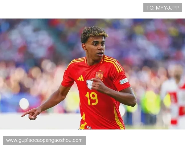 亚马尔在10月休赛期后五大联赛过人次数最多成功率达375